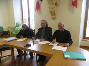 Albert Fauré, Numen Muñoz et Jean-Louis Attané lors de la signature de la convention pour la souscription le 5 avril 2019.